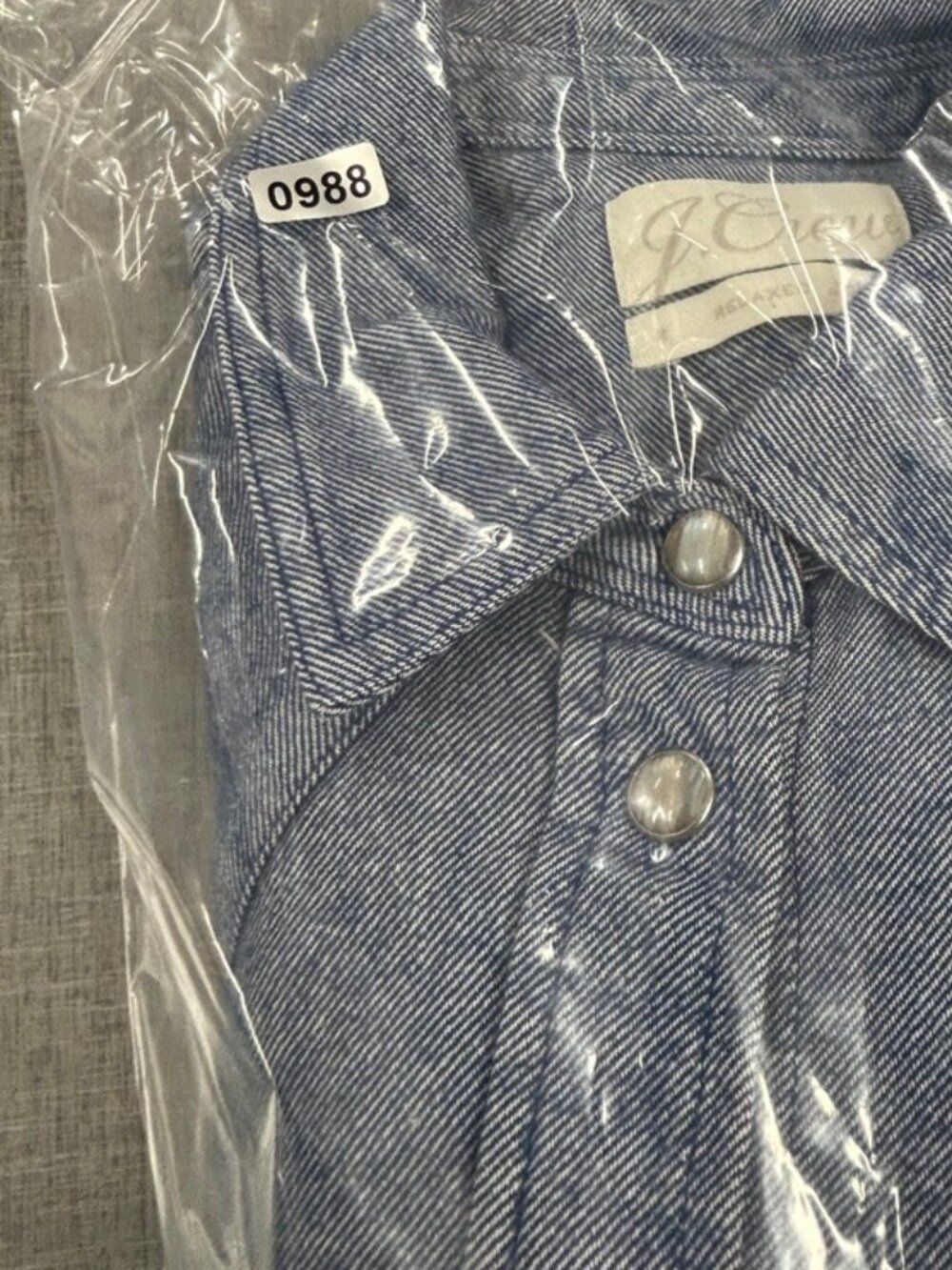 Western Coastal Cowgirl Capsule Denim J.Crew Chambray Pearl Snap Shirt Women’s 2 - Picture 9 of 9